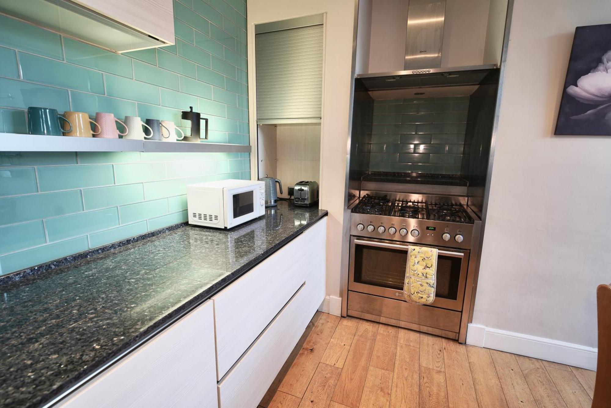 Spacious 2 Bed Apt Next To Royal Mile & Waverley Edinburgh Dış mekan fotoğraf