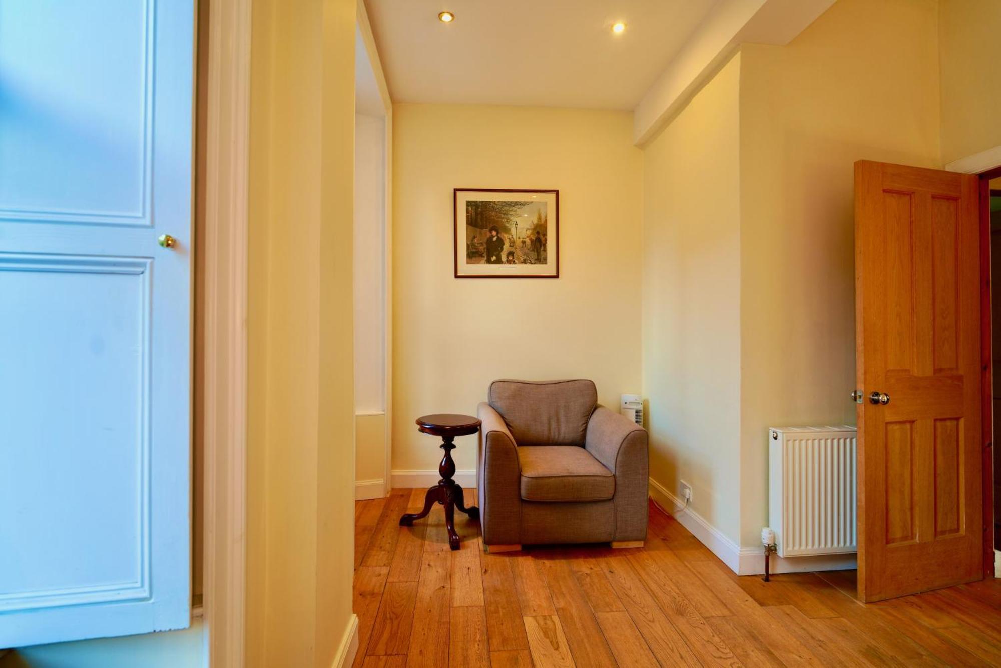 Spacious 2 Bed Apt Next To Royal Mile & Waverley Edinburgh Dış mekan fotoğraf