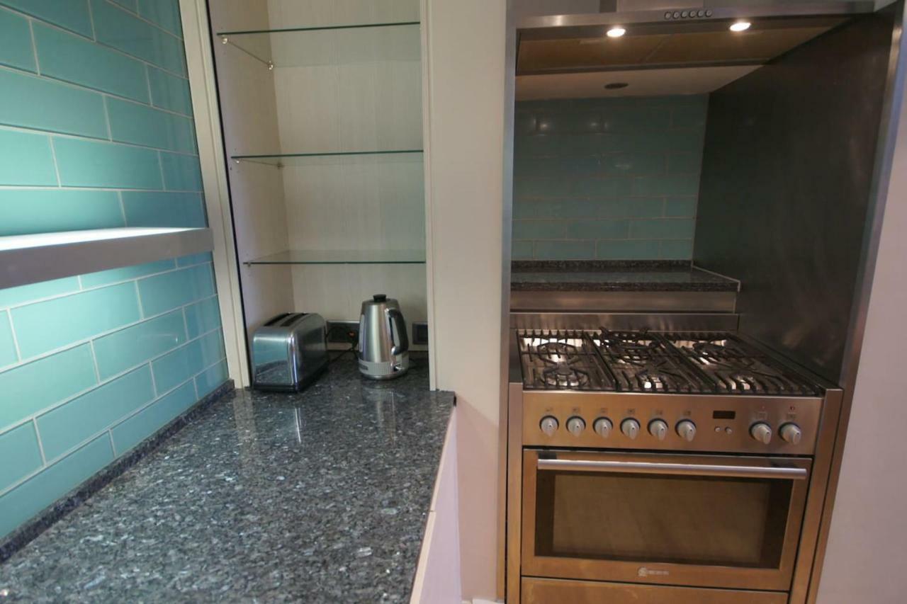 Spacious 2 Bed Apt Next To Royal Mile & Waverley Edinburgh Dış mekan fotoğraf