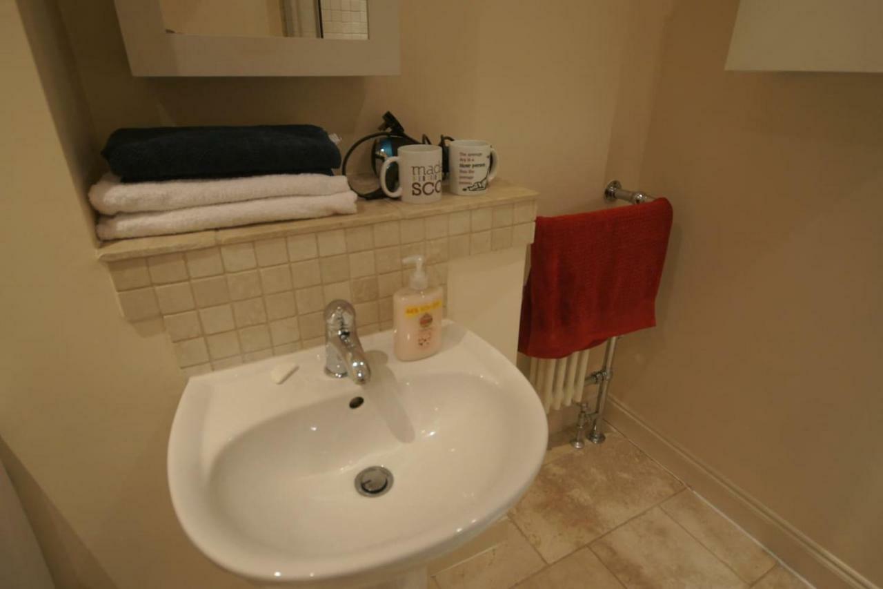 Spacious 2 Bed Apt Next To Royal Mile & Waverley Edinburgh Dış mekan fotoğraf