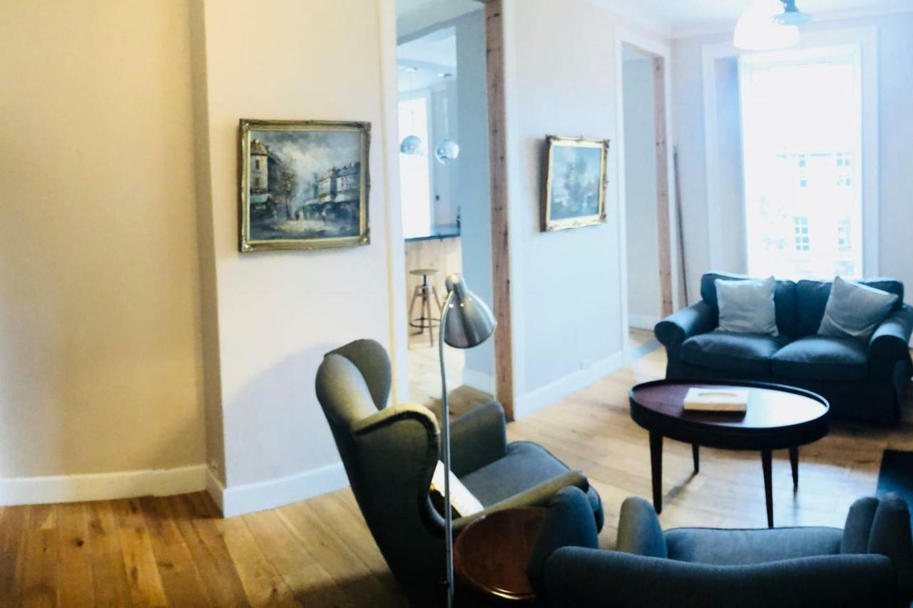 Spacious 2 Bed Apt Next To Royal Mile & Waverley Edinburgh Dış mekan fotoğraf